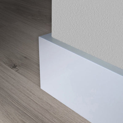 Vuren plinten