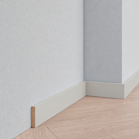 Strakke plint - Meranti - 9002 - Grijswit