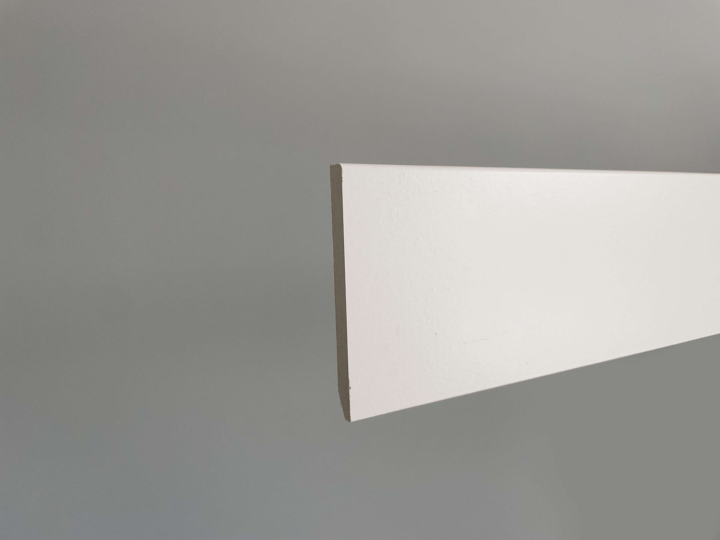 Strakke plint - Hardhout